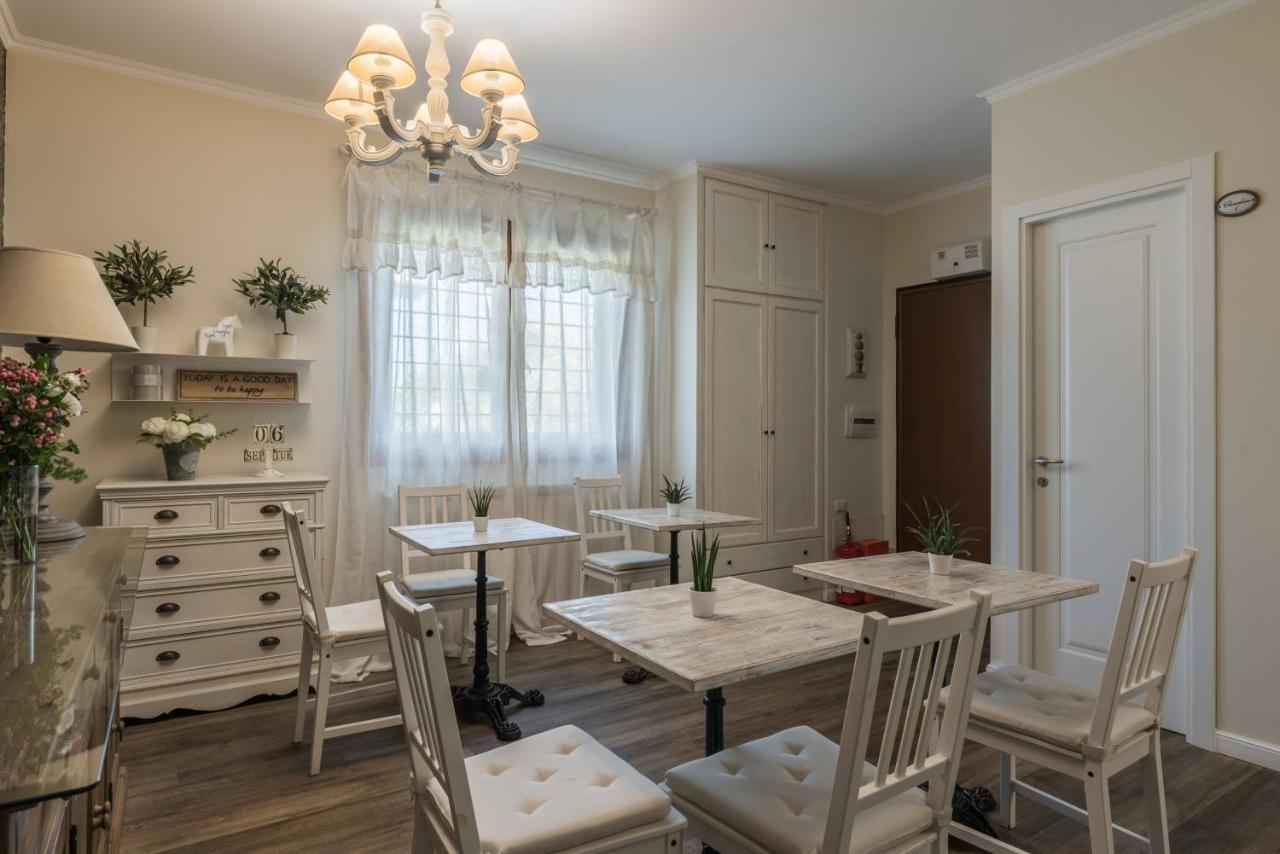 B&B L'Ulivo Fiumicino Luaran gambar