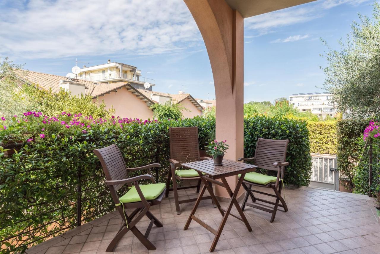 B&B L'Ulivo Fiumicino Luaran gambar
