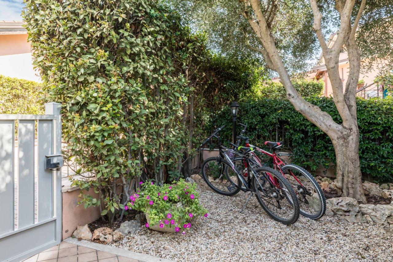 B&B L'Ulivo Fiumicino Luaran gambar